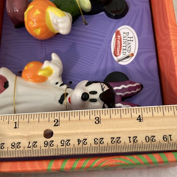 Disney Halloween Mickey and Minnie Mouse Shakers - Picture 6 of 7